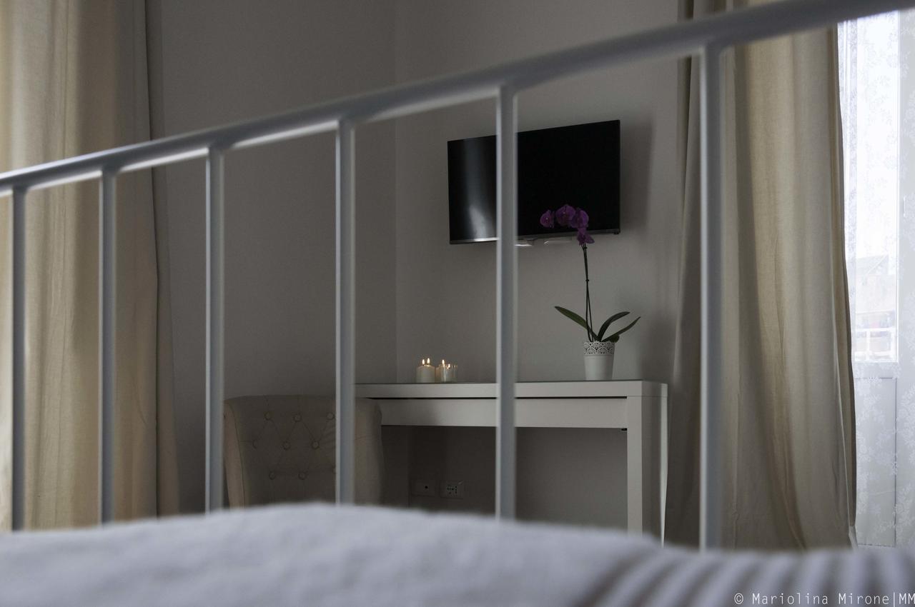 카타니아 I Balconi Sul Castello B&B 외부 사진